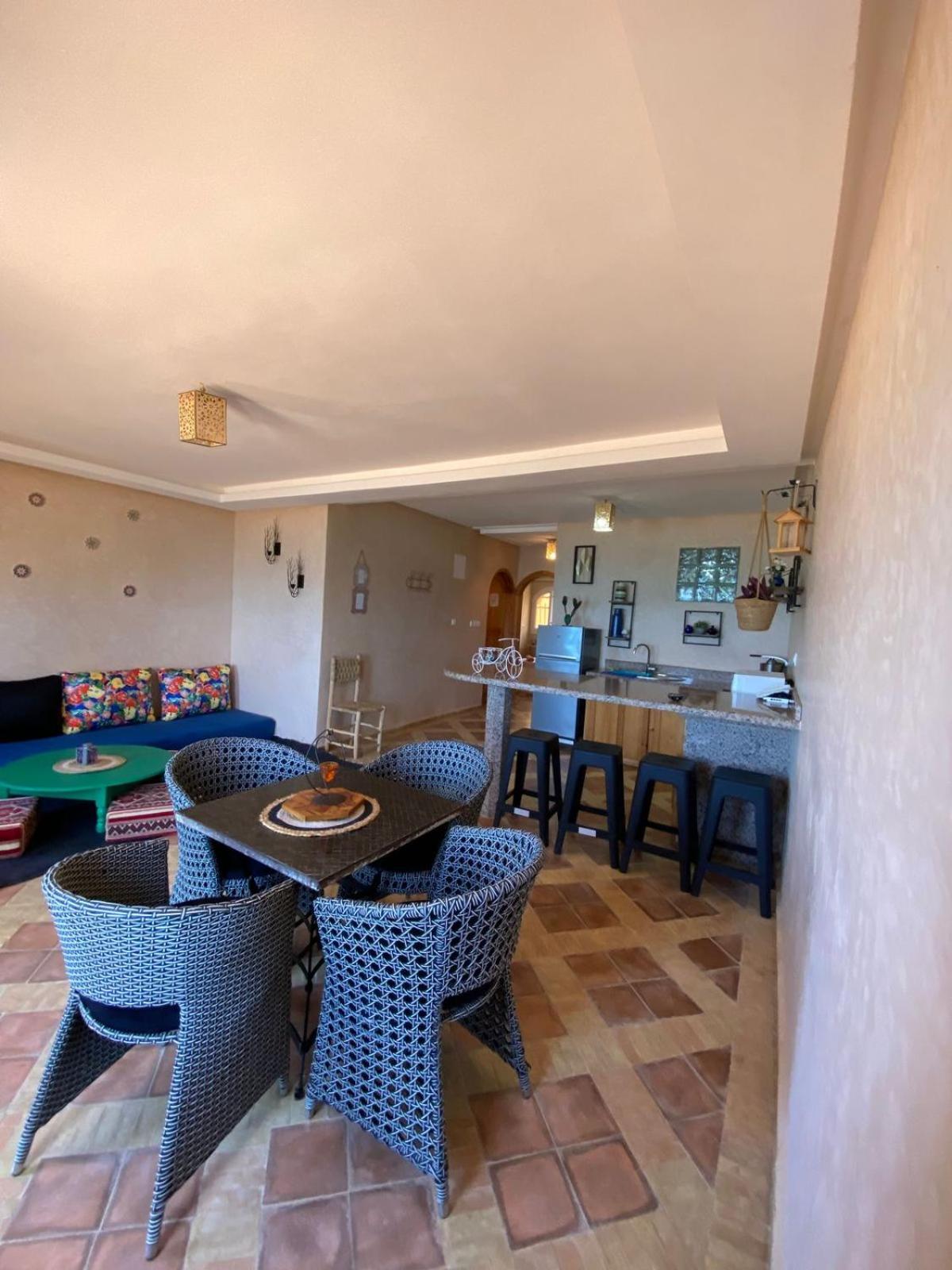 Dar Diafa Samira Apartment Мирлефт Екстериор снимка