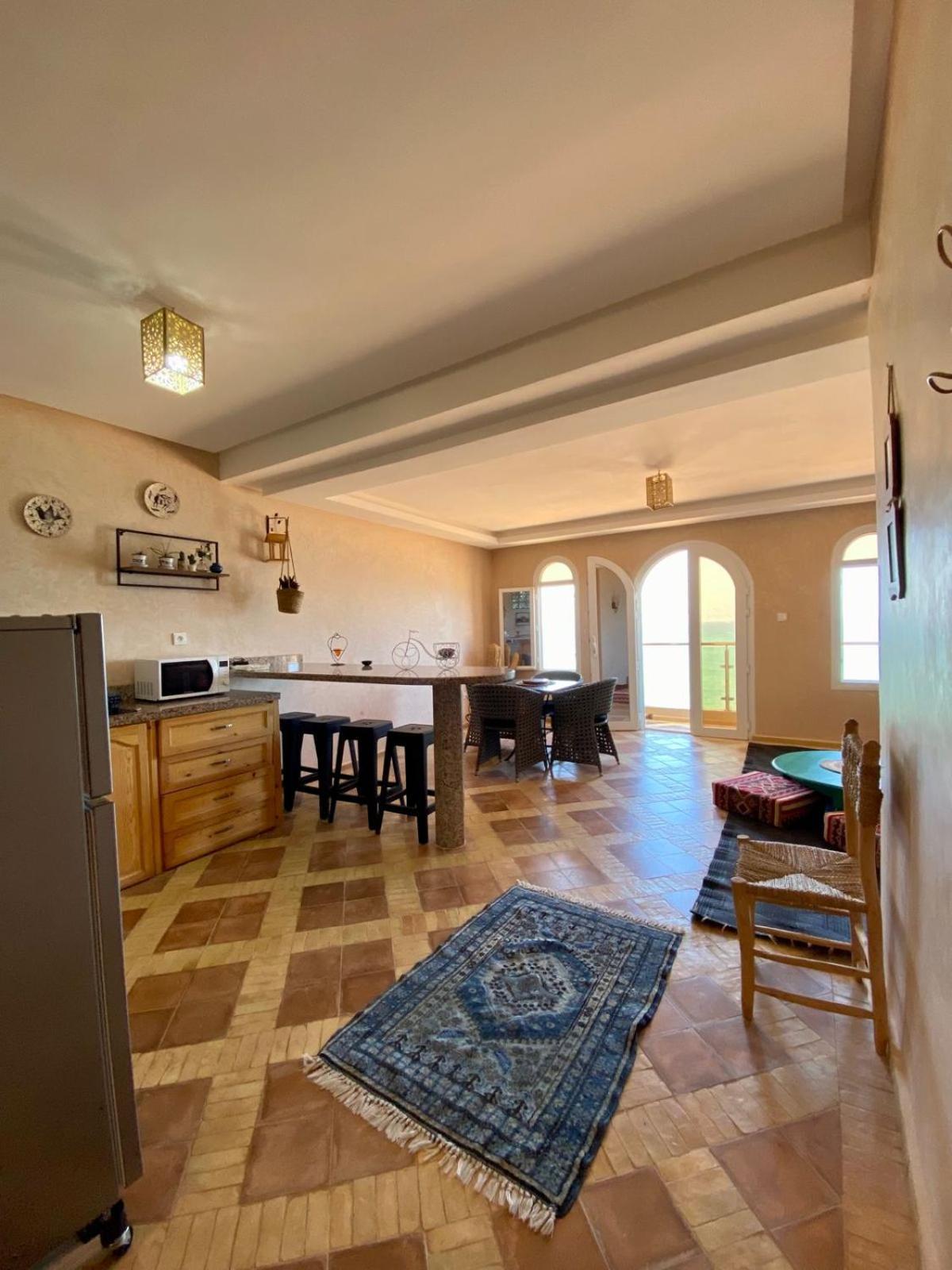 Dar Diafa Samira Apartment Мирлефт Екстериор снимка